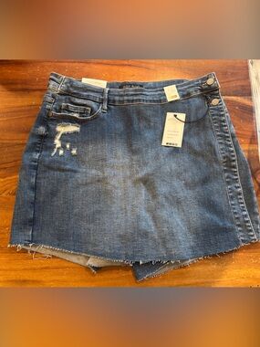 Judy Blue Dark Blue Distressed Denim Skort